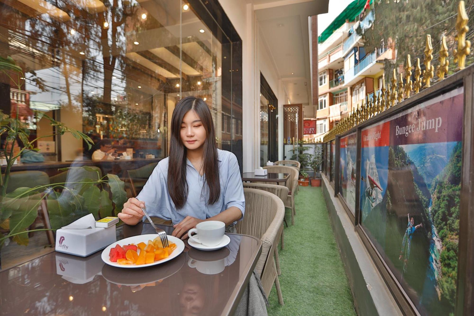 Lakhey Hotel Katmandou Extérieur photo